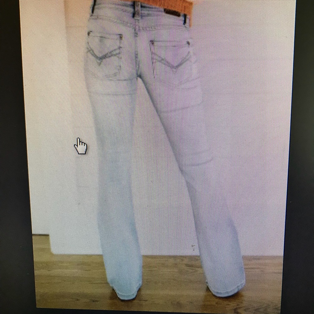 Lightwash pixie flare jeans